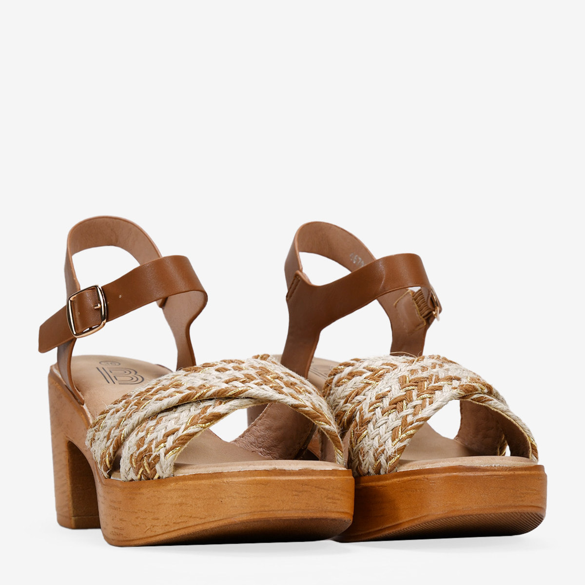 Sandalias de tacón marrones con rafia