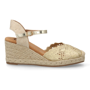 Alpargata valenciana cuña con adornos calados para mujer
