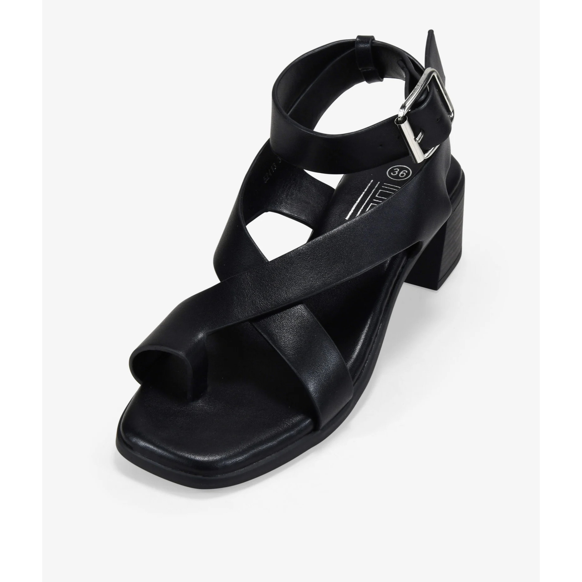 Sandalias de dedo negras con tacón