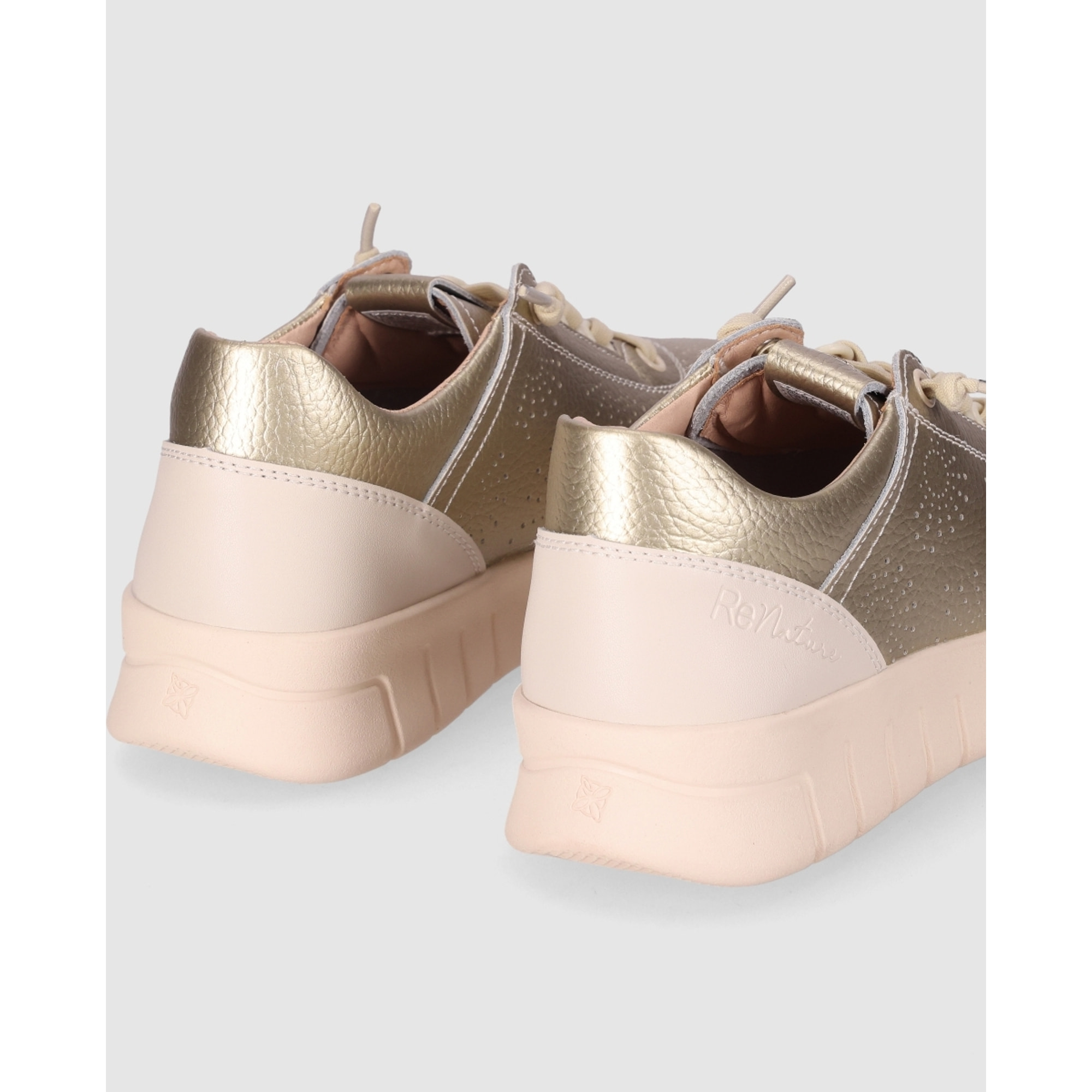 Deportivos de Piel - Platino - Tacón: Bajo