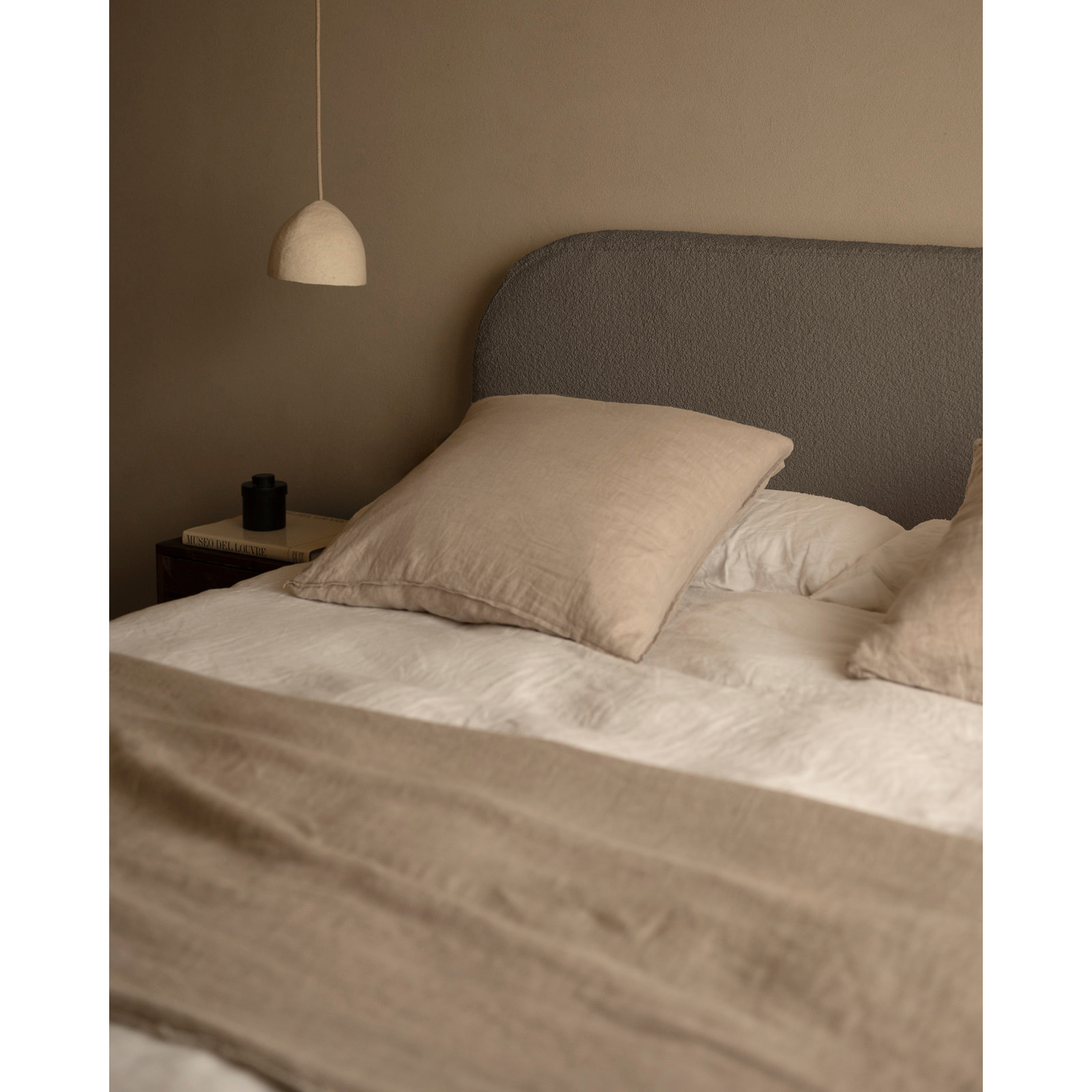 Housse pour tête de lit en bouclé gris foncé en différentes tailles