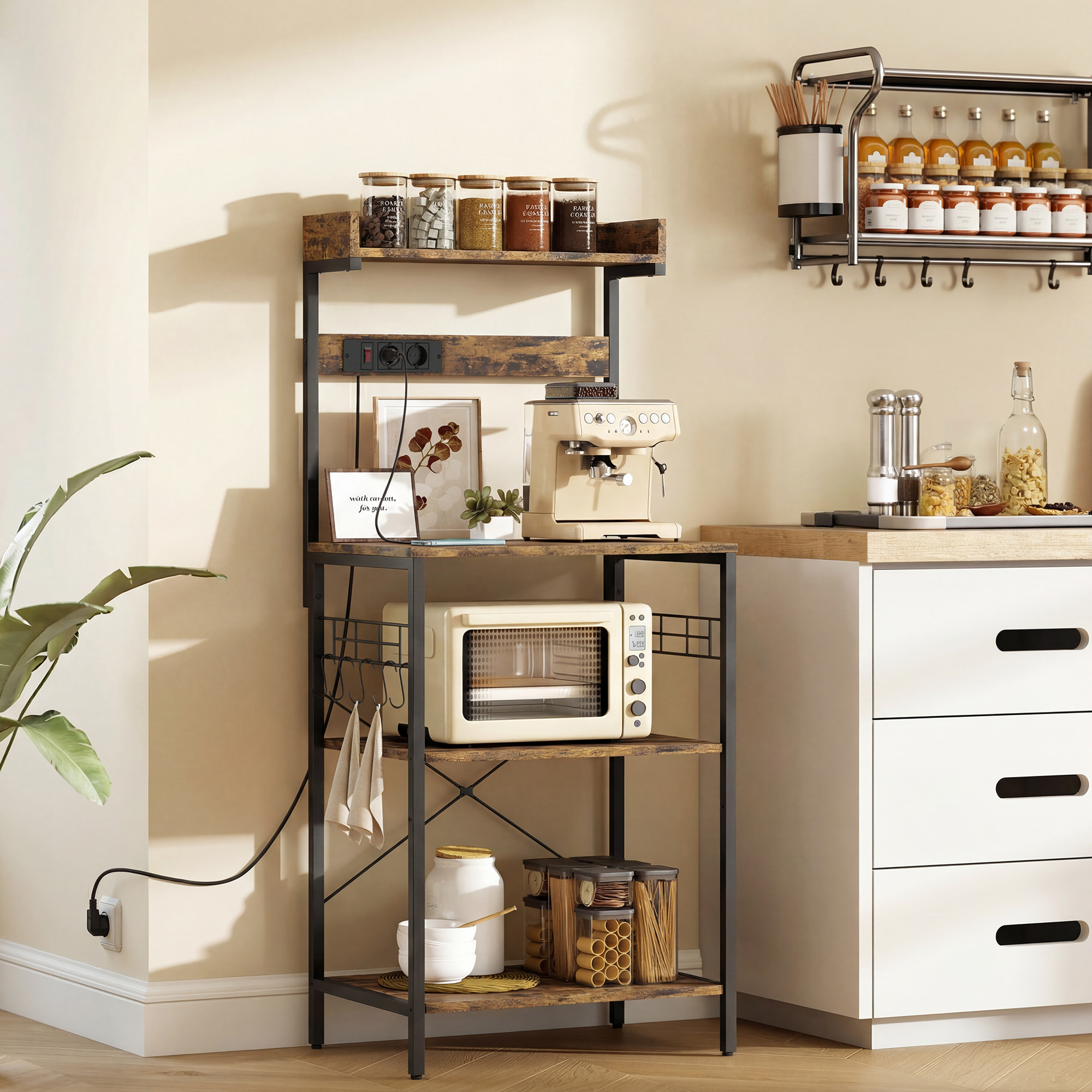 Estantería de Cocina con 2 Tomacorrientes, Estantería de Panadería Industrial con Estación de Café, Estante para Microondas, Estante Ajustable, Ganchos, 60x42x137 cm, Marrón Rústico y Negro