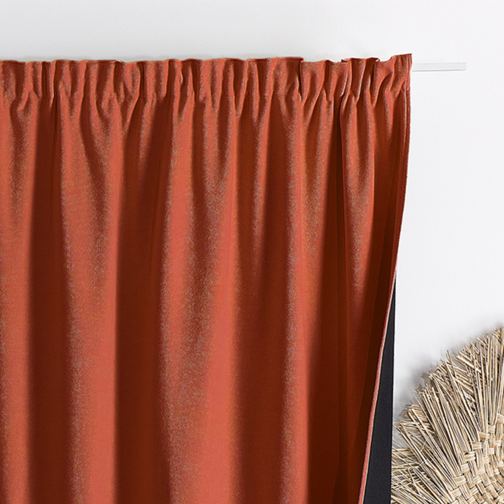 Rideau thermique phonique et semi occultant à galons fronceurs KONFOR - Terracotta