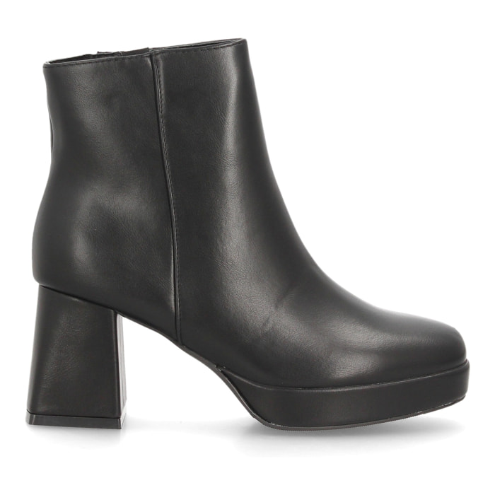Botines plataforma con tacón ancho para mujer