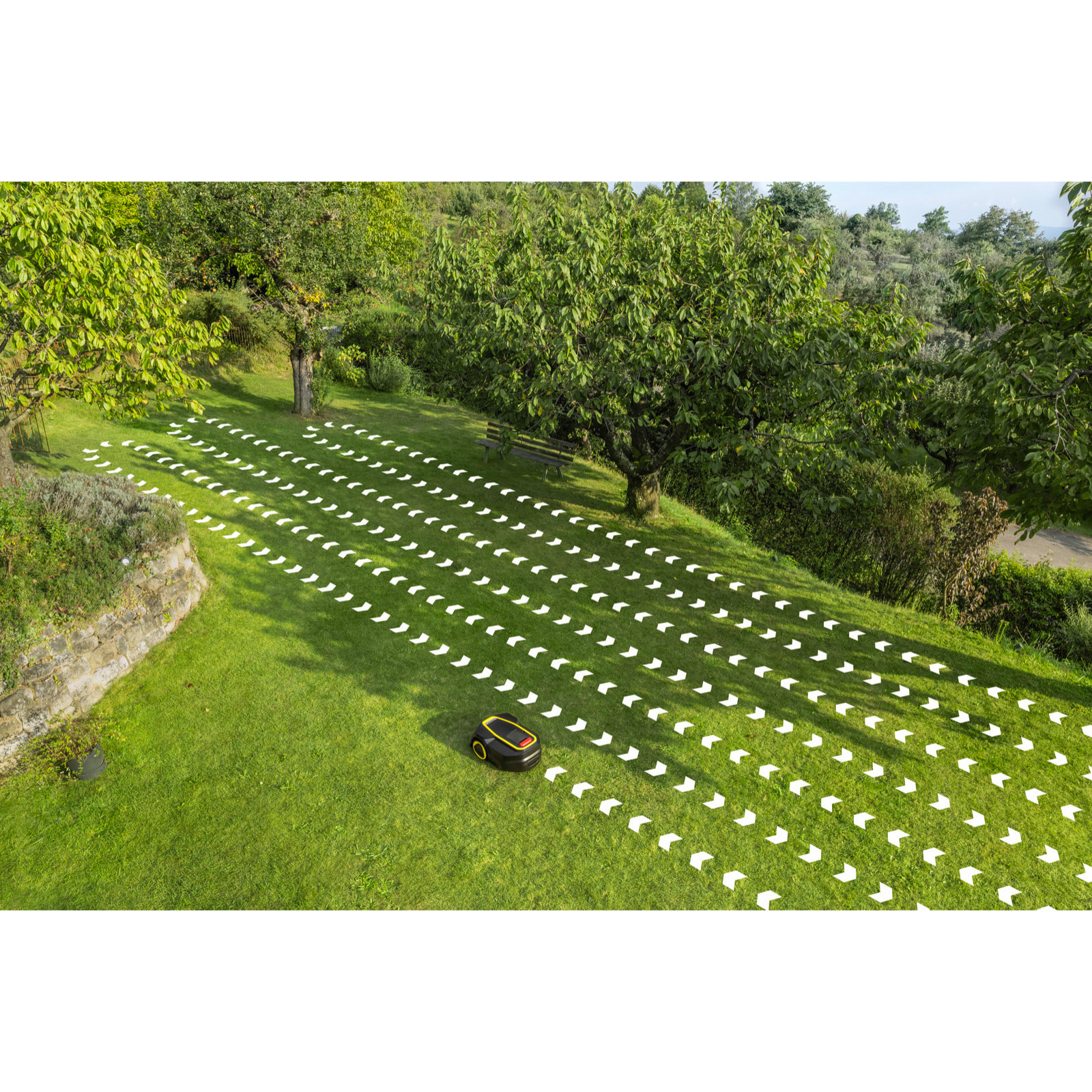 Robot tondeuse connectée KARCHER RCX 4 - sans fil périphérique - RTK - nav GPS - caméra IA - 4 roues motrices - 1500 m² - pente 60°