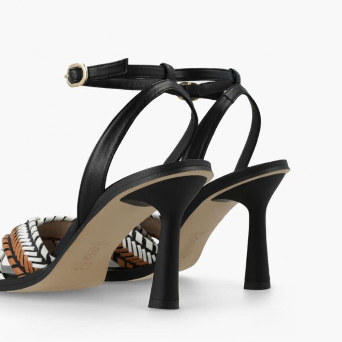 SANDALIAS NEGRAS WERUNE