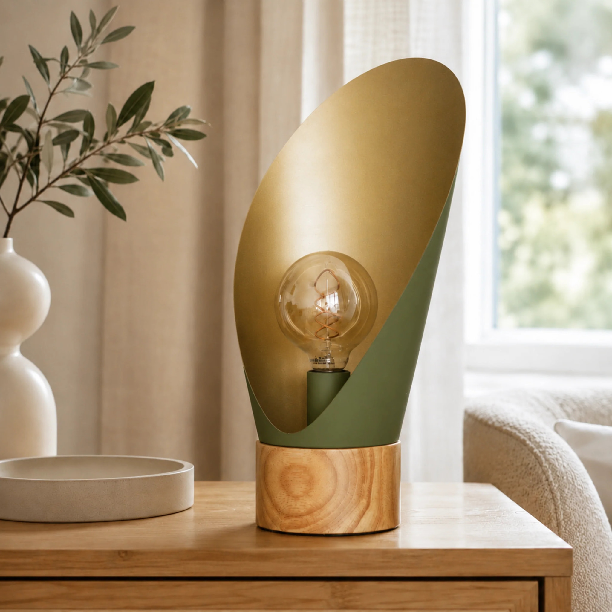 Lampe à poser en métal vert olive et bois H44 cm - Spoon