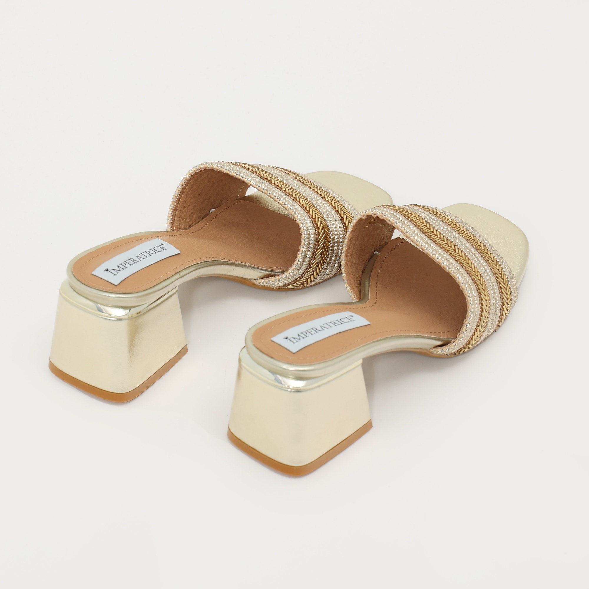 Sandali in simil pelle con tacco comodo quadrato