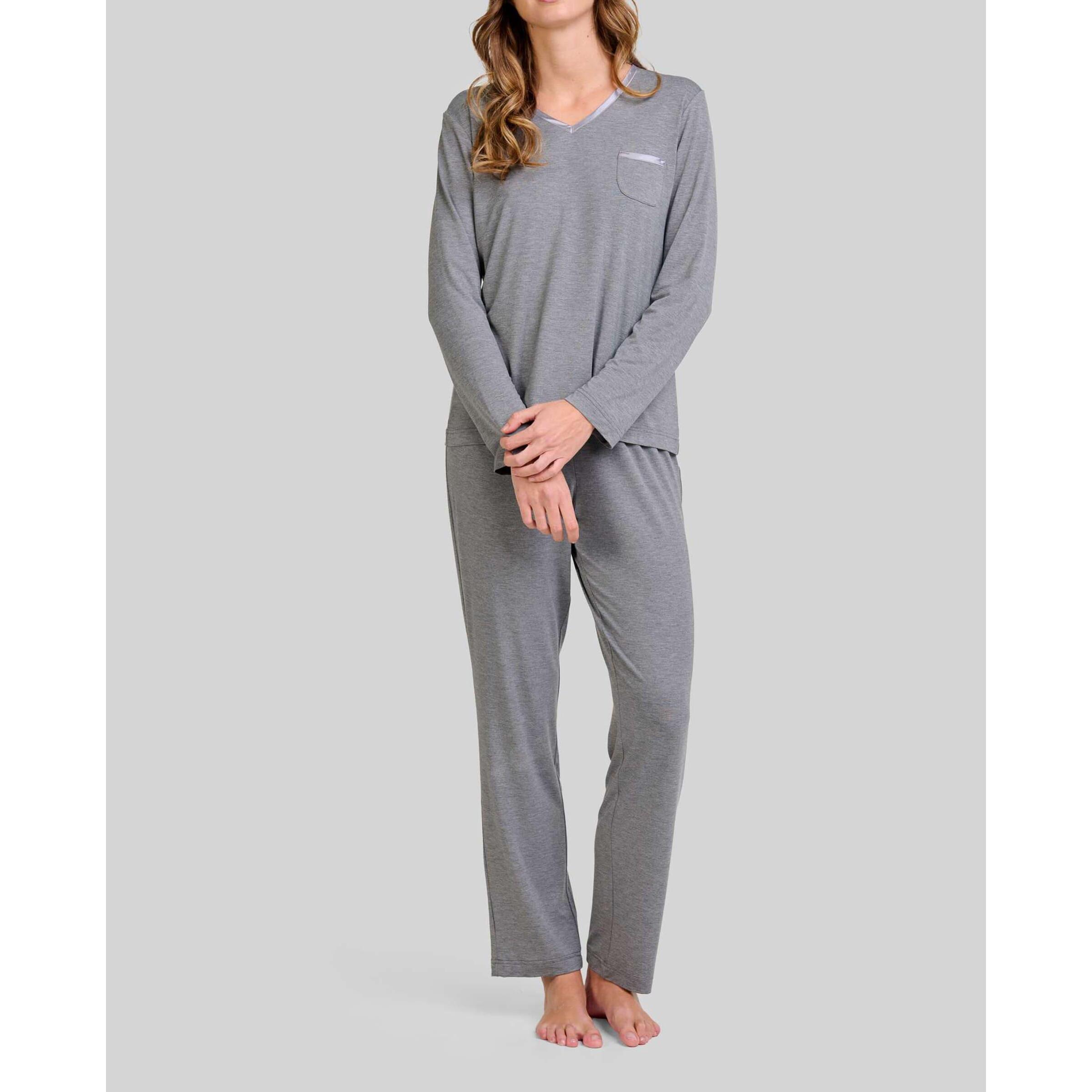 Pijama mujer tejido modal, escote en pico con raso, bolsillo, manga larga y pantalón largo