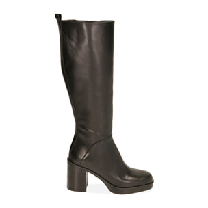 Botas de piel elástica negra, tacón de 8 cm.