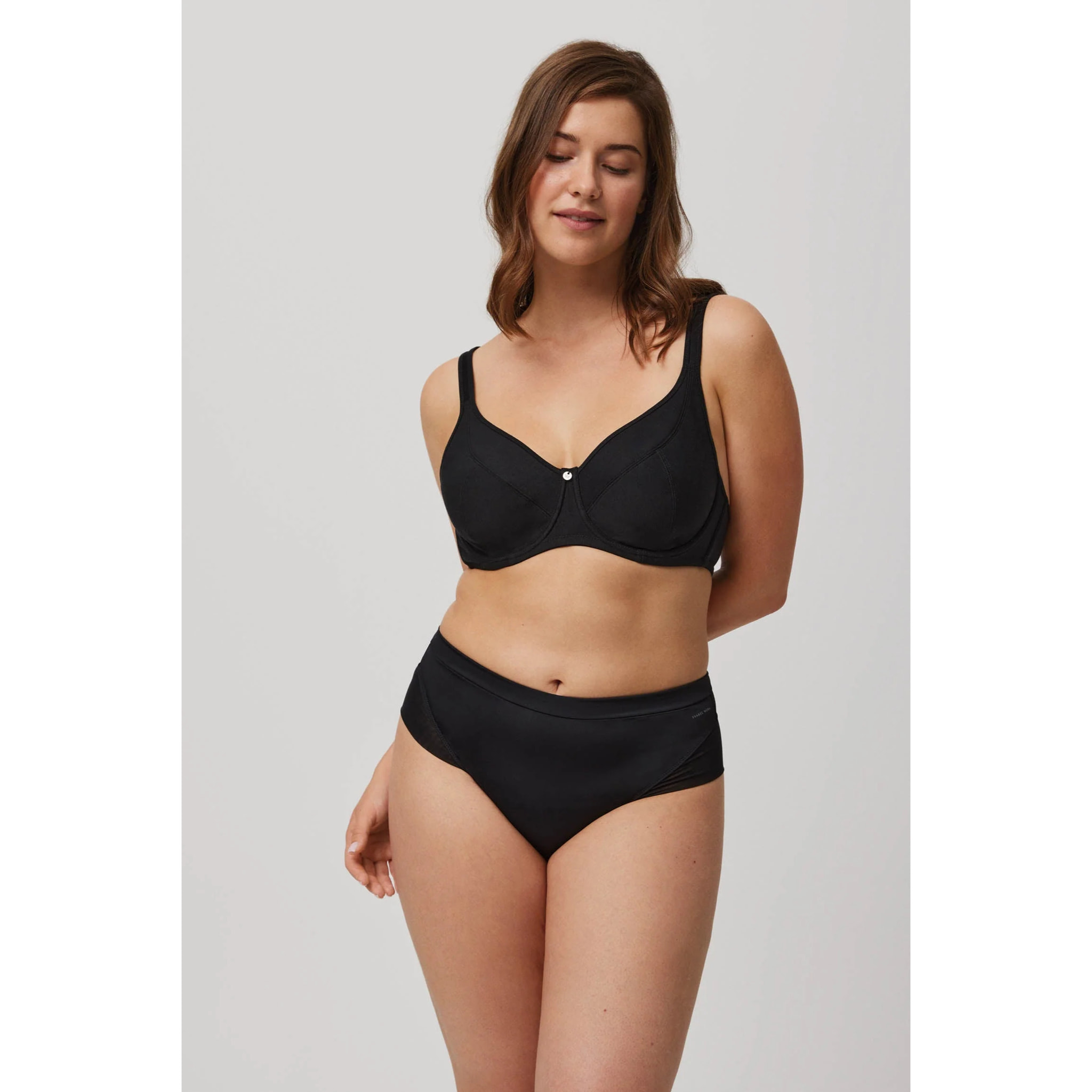 Perizoma a vita alta in microfibra nera