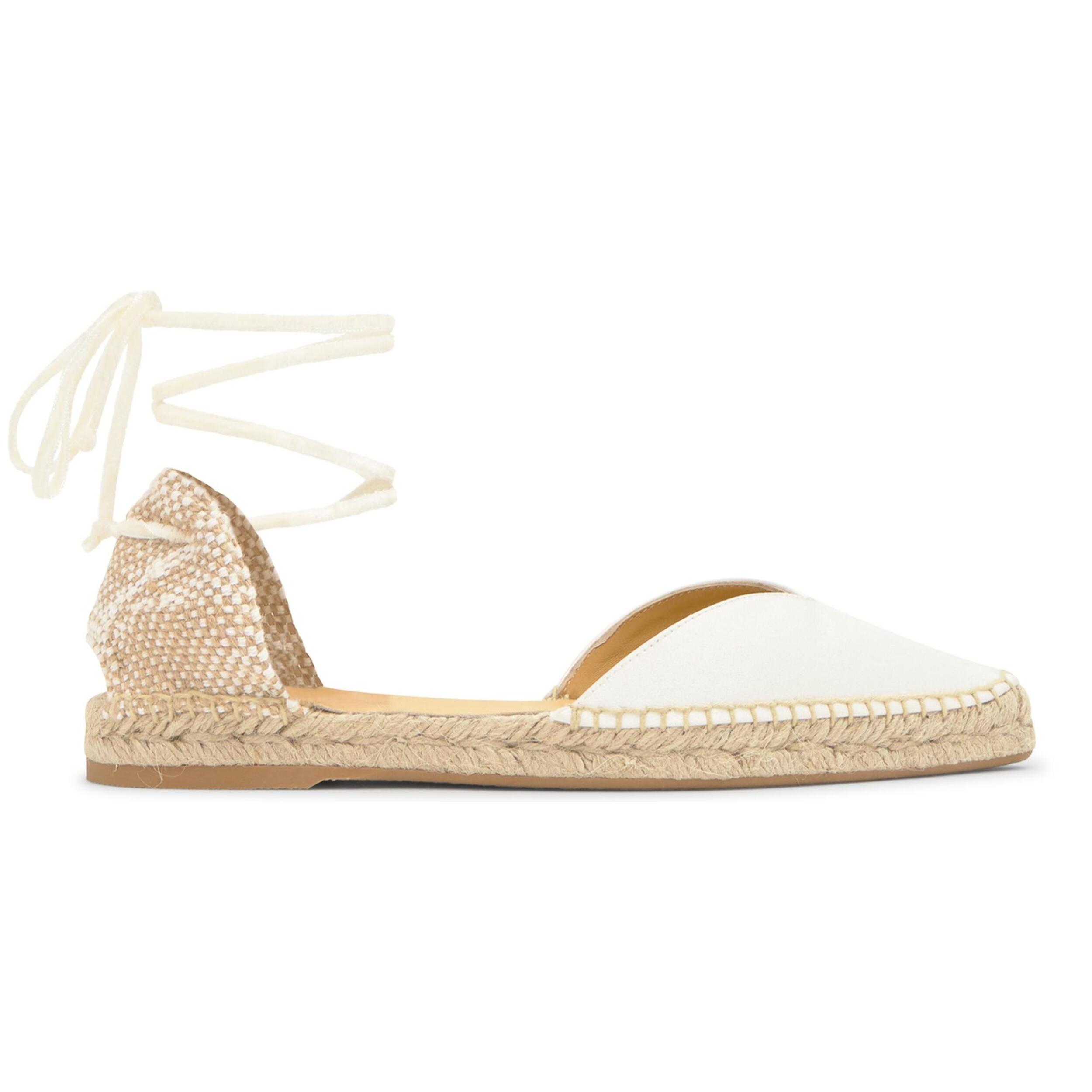 Alpargata plana Brava en raso con cordones de terciopelo y punta afilada