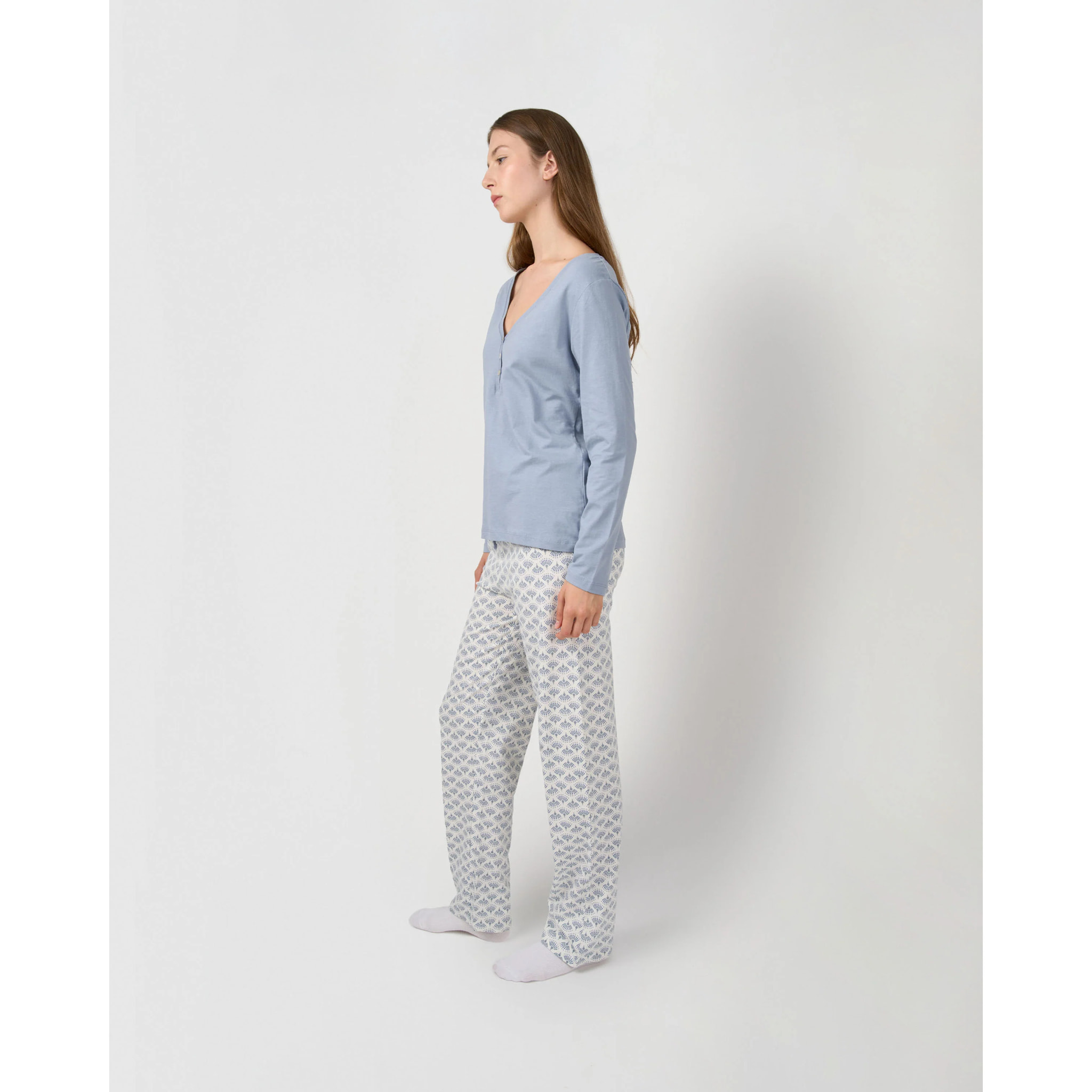 Pigiama lungo in cotone con scollo a v, arubi blu