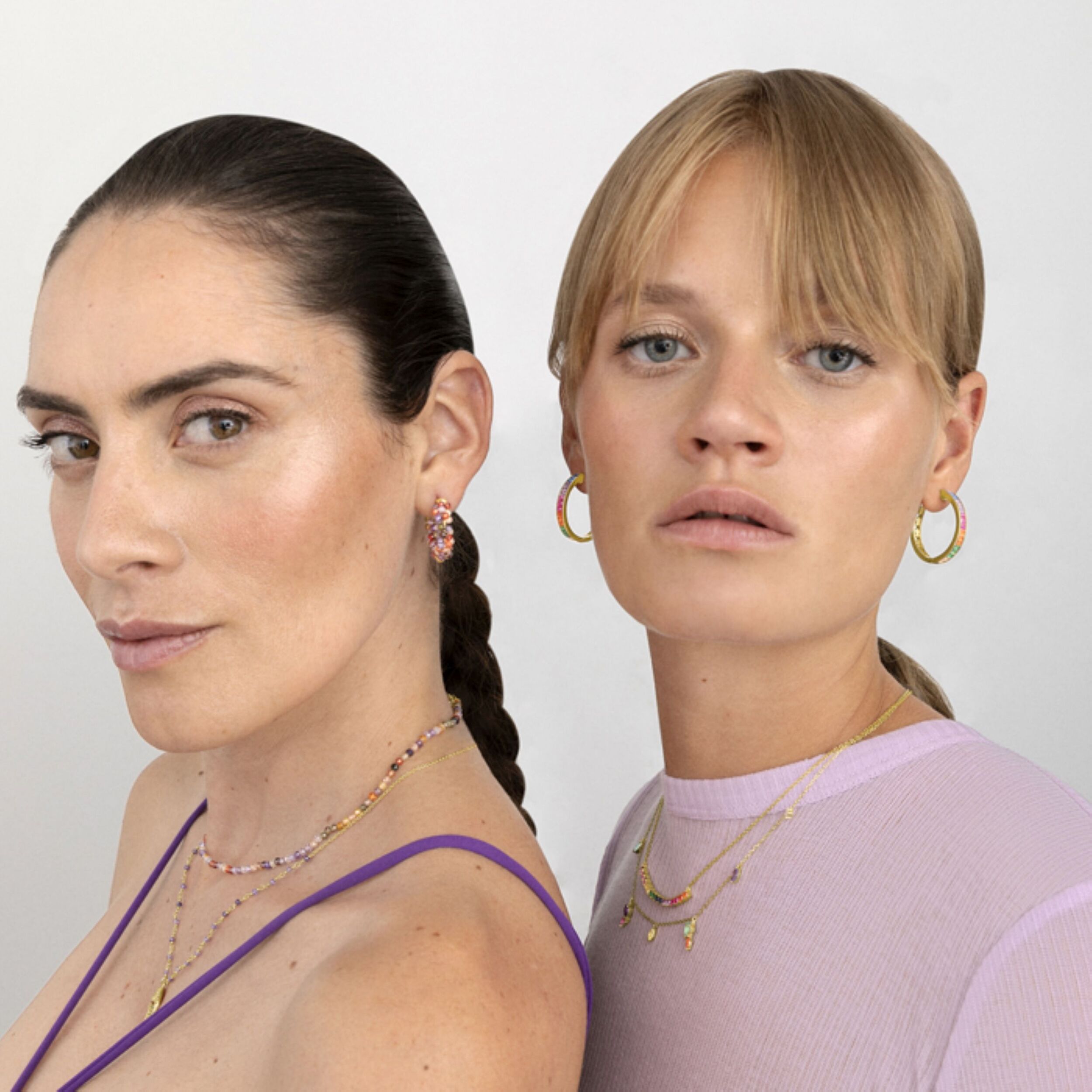 Pendientes Salblai acabado oro amarillo 18k