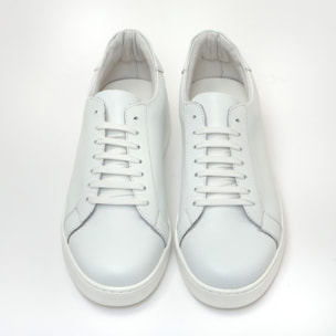 Sneakers stringate in pelle di vitello
