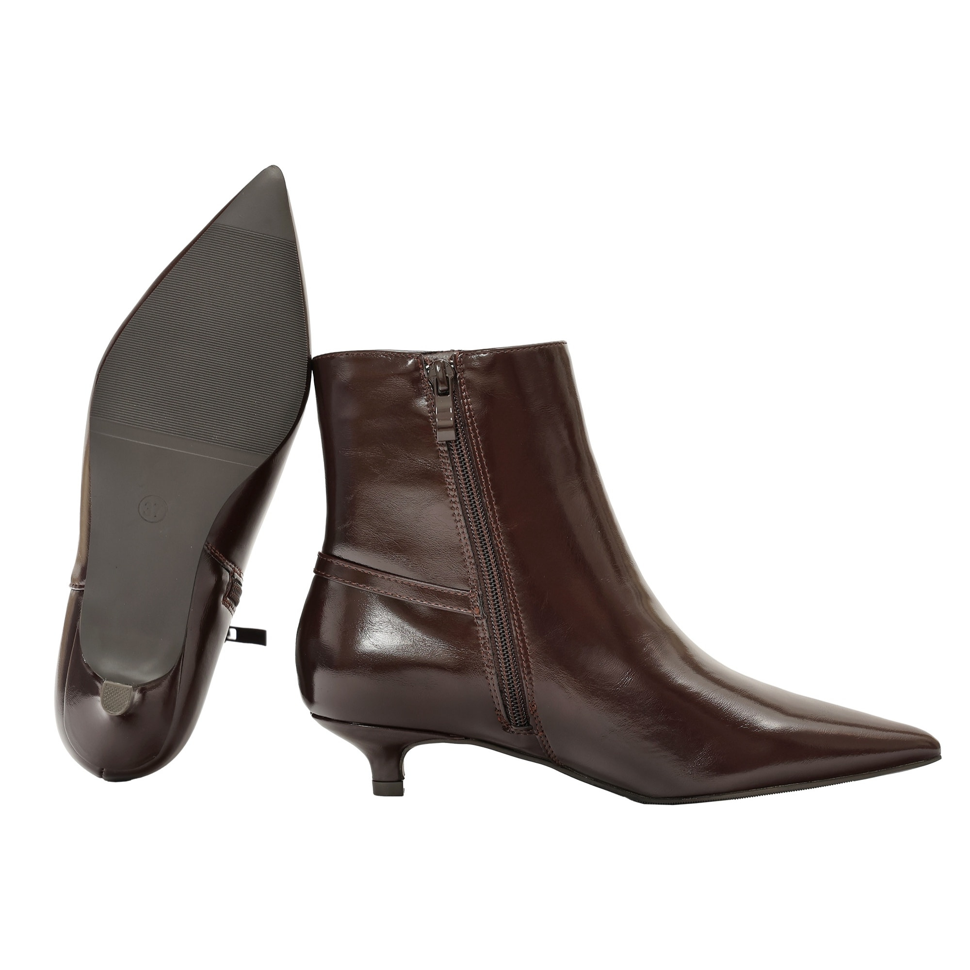 Tronchetto in simil pelle con tacco basso