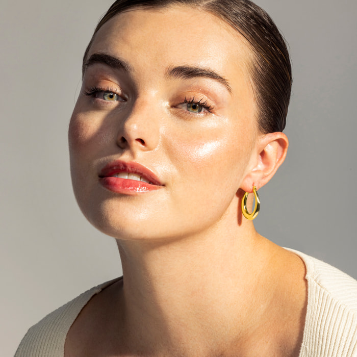 Pendientes de 27mm de diáemtro acabado oro amarillo de 18K