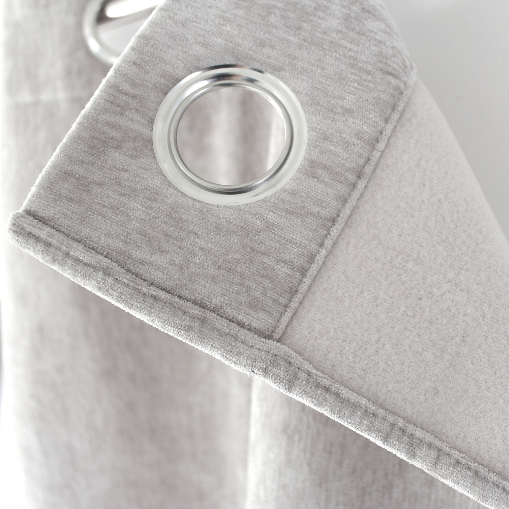 Rideau thermique en velours doublé polaire - Gris clair