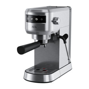 AEG Maquina de café espresso de 1 litro capacidad y 15 bares de presión EC6-1-6ST