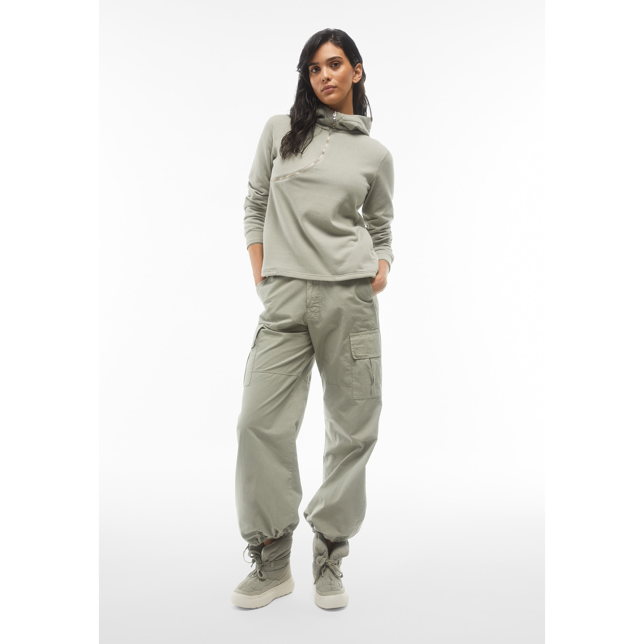 Pantaloni cargo in canvas tinto capo