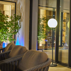 Lampadaire sans fil LUNY TALL RGB H150CM