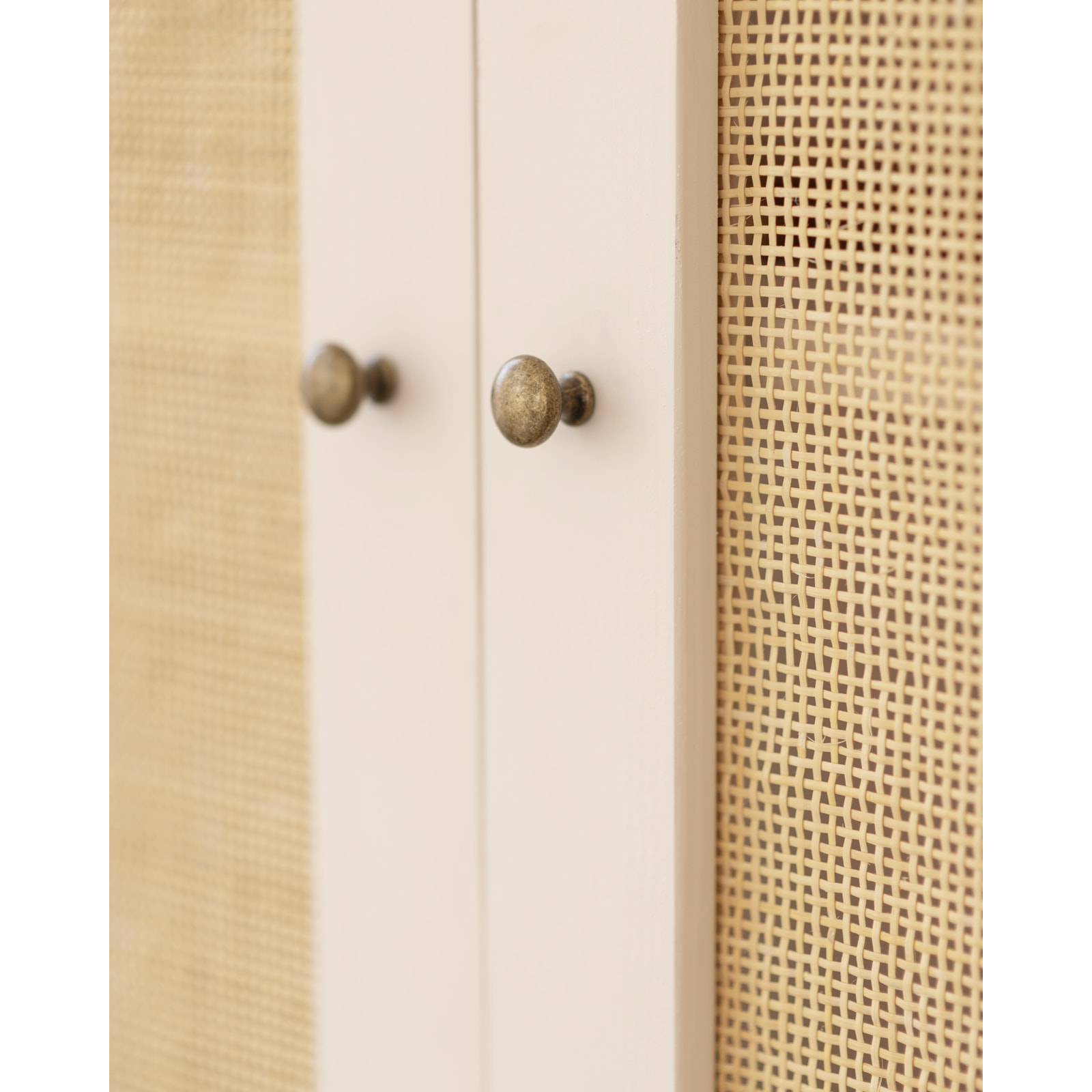 Armoire medulla en bois massif et rotin blanc 180x80cm Hauteur: 180 Longueur: 80 Largeur: 40