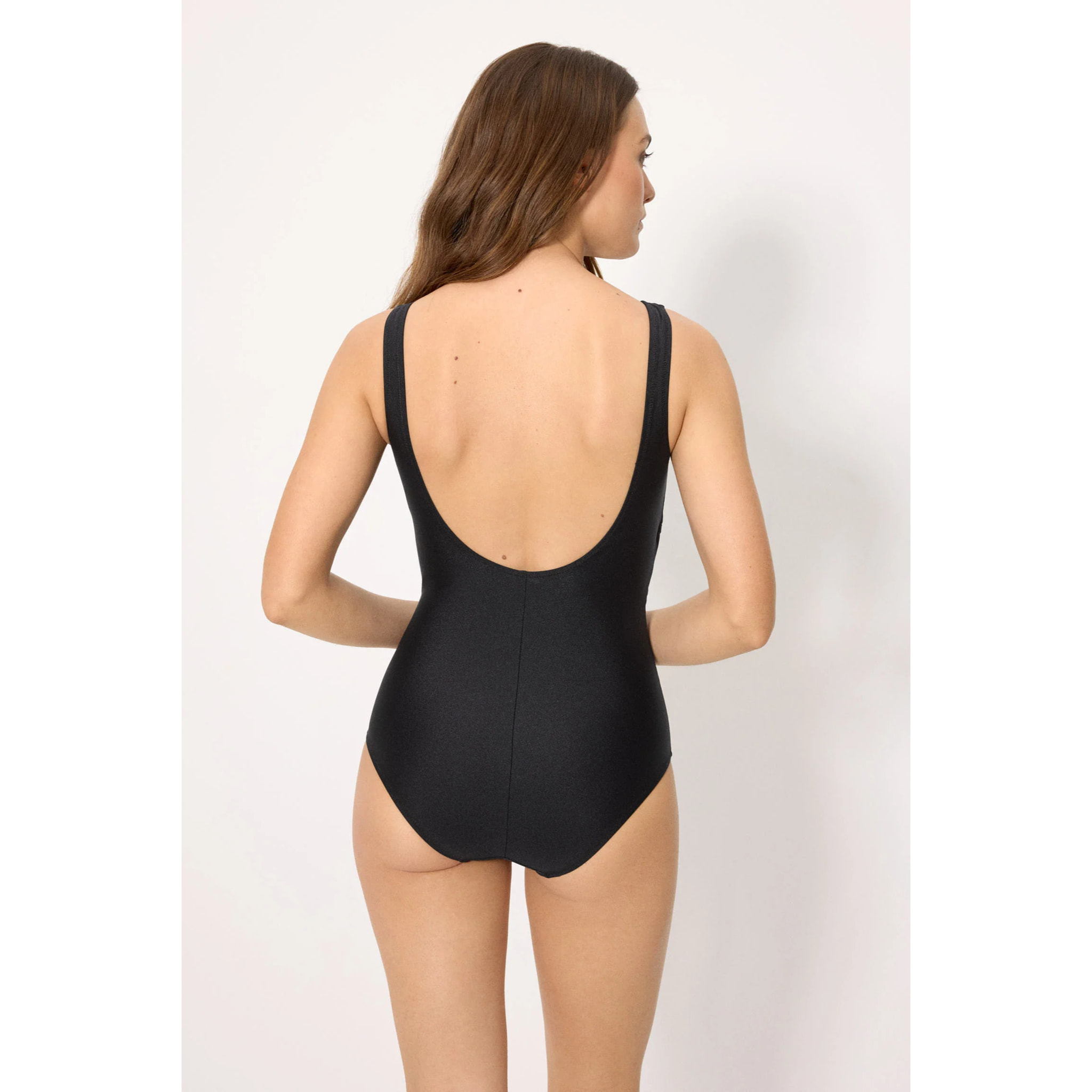 Costume da donna modellante