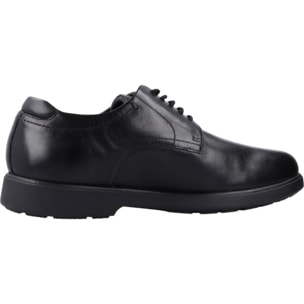 Zapatos de Vestir Hombre de la marca GEOX  modelo U SPHERICA EC11 B NEGRO