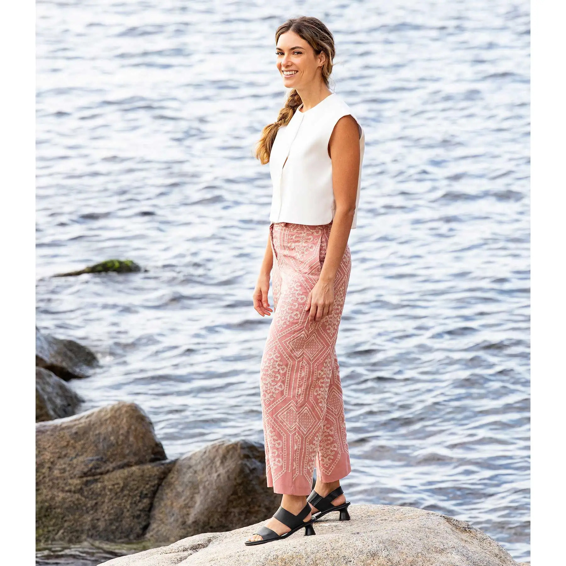 Sandalias con tacón N885 SOFT NAPPA SALMON/ FLORA color Salmon