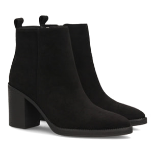 Botines efecto ante con tacón ancho para mujer.
