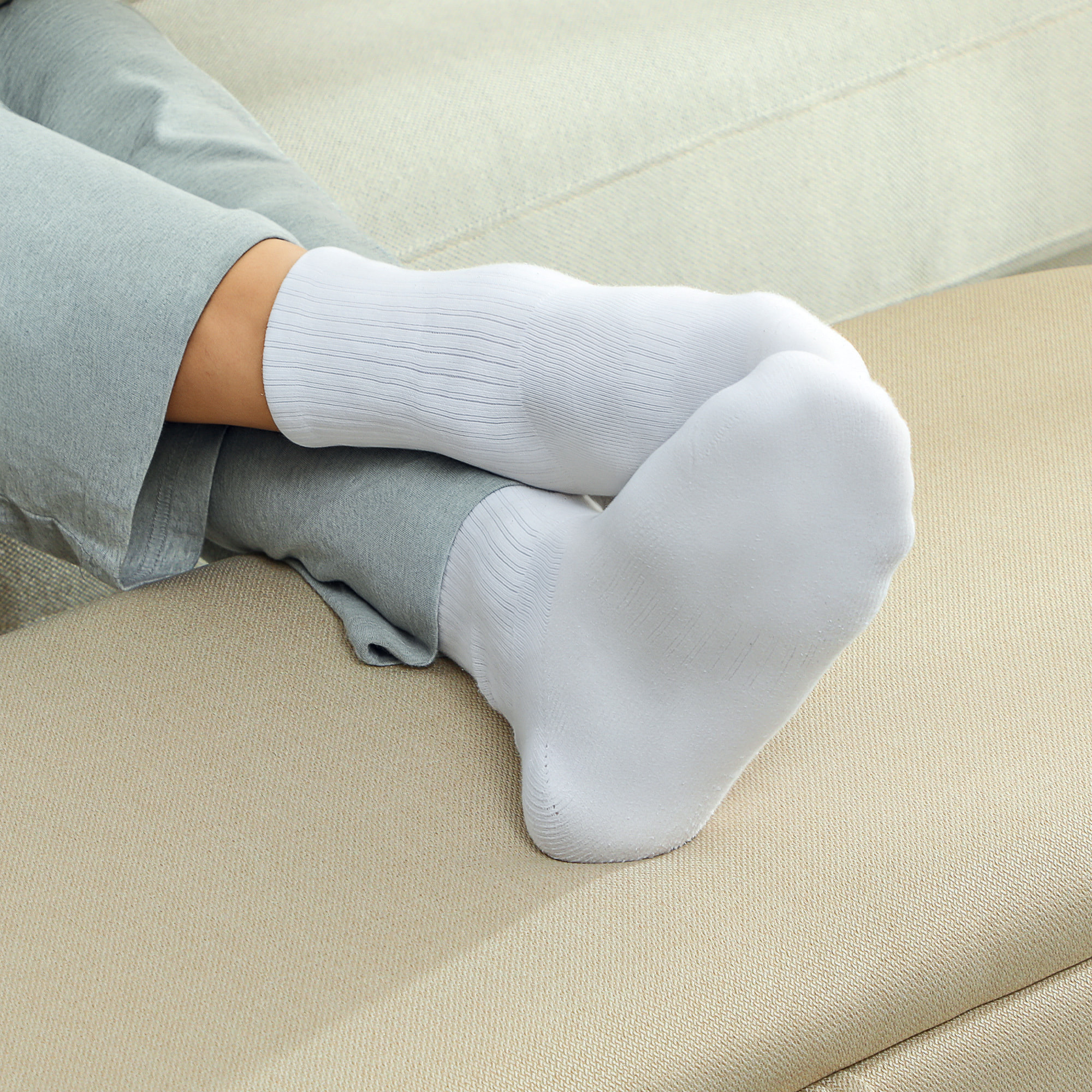 Puff Almacenaje Banco Almacenaje con Tapa Abatible y Patas de Acero Tapizado en Lino para Dormitorio Salón Entrada Carga 150 kg 101x38,5x44,5 cm Beige