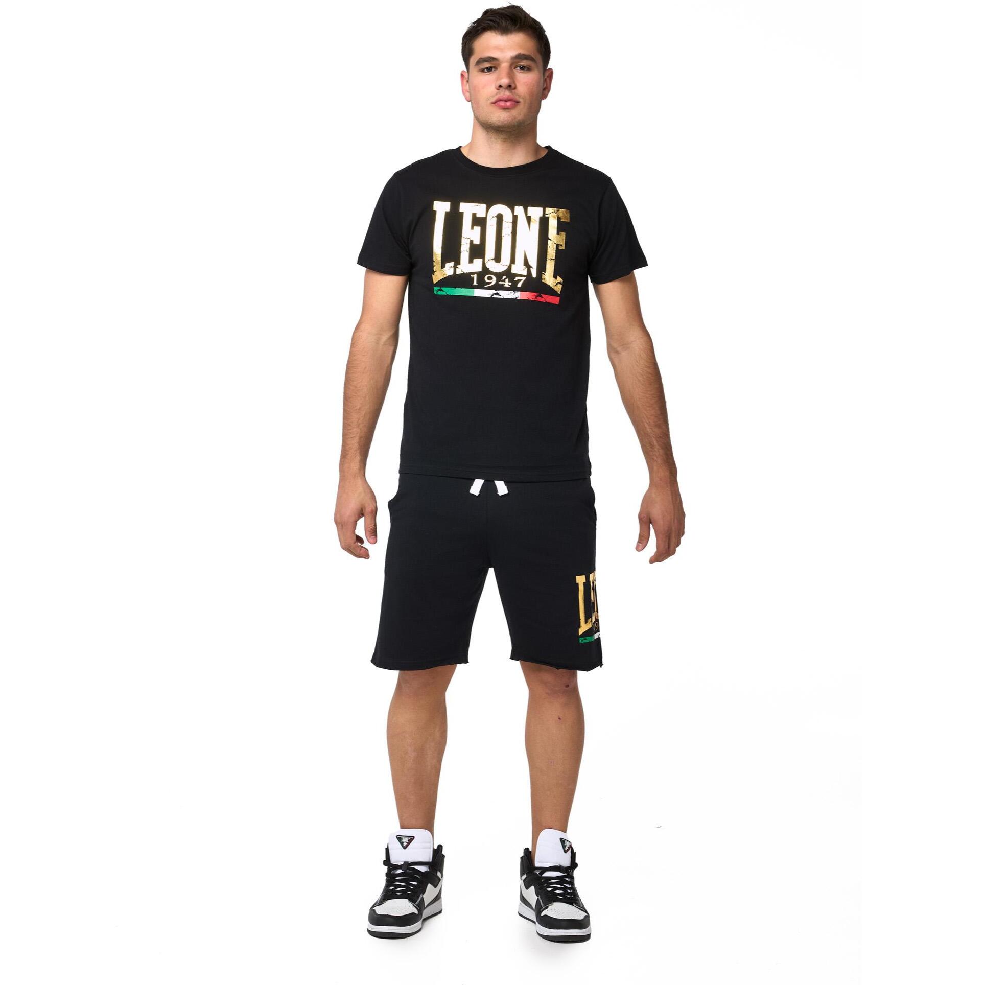 Completo set da uomo composto da t-shirt e pantaloncini vintage Leone Basic