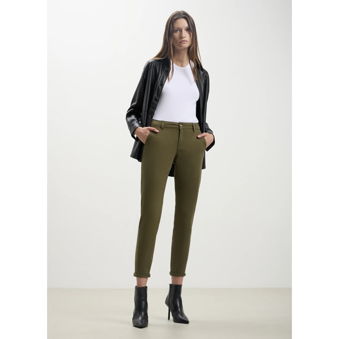 Pantalone chino