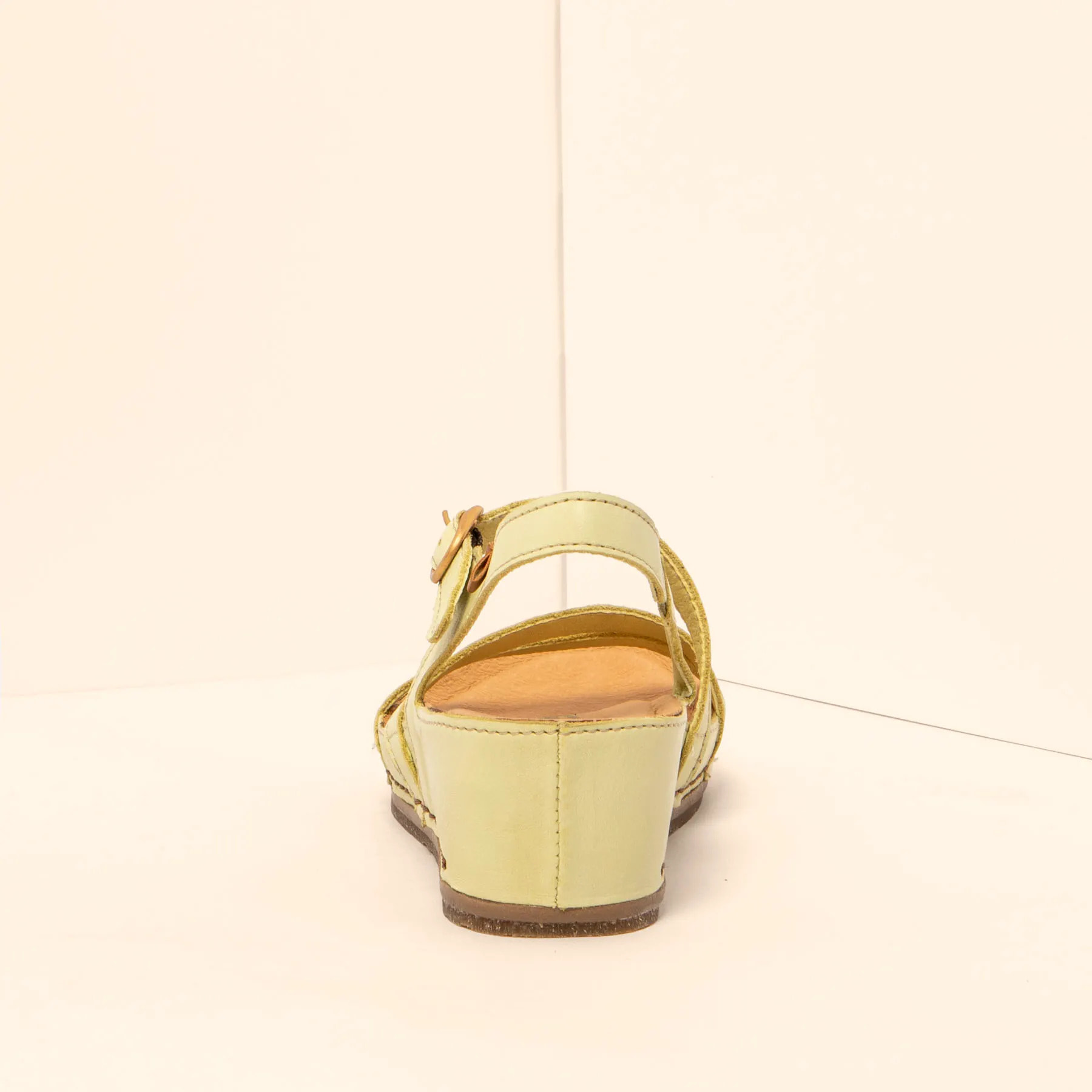 Sandalia de cuña N5855 SOFT NAPPA LIME / PICUAL color Lime
