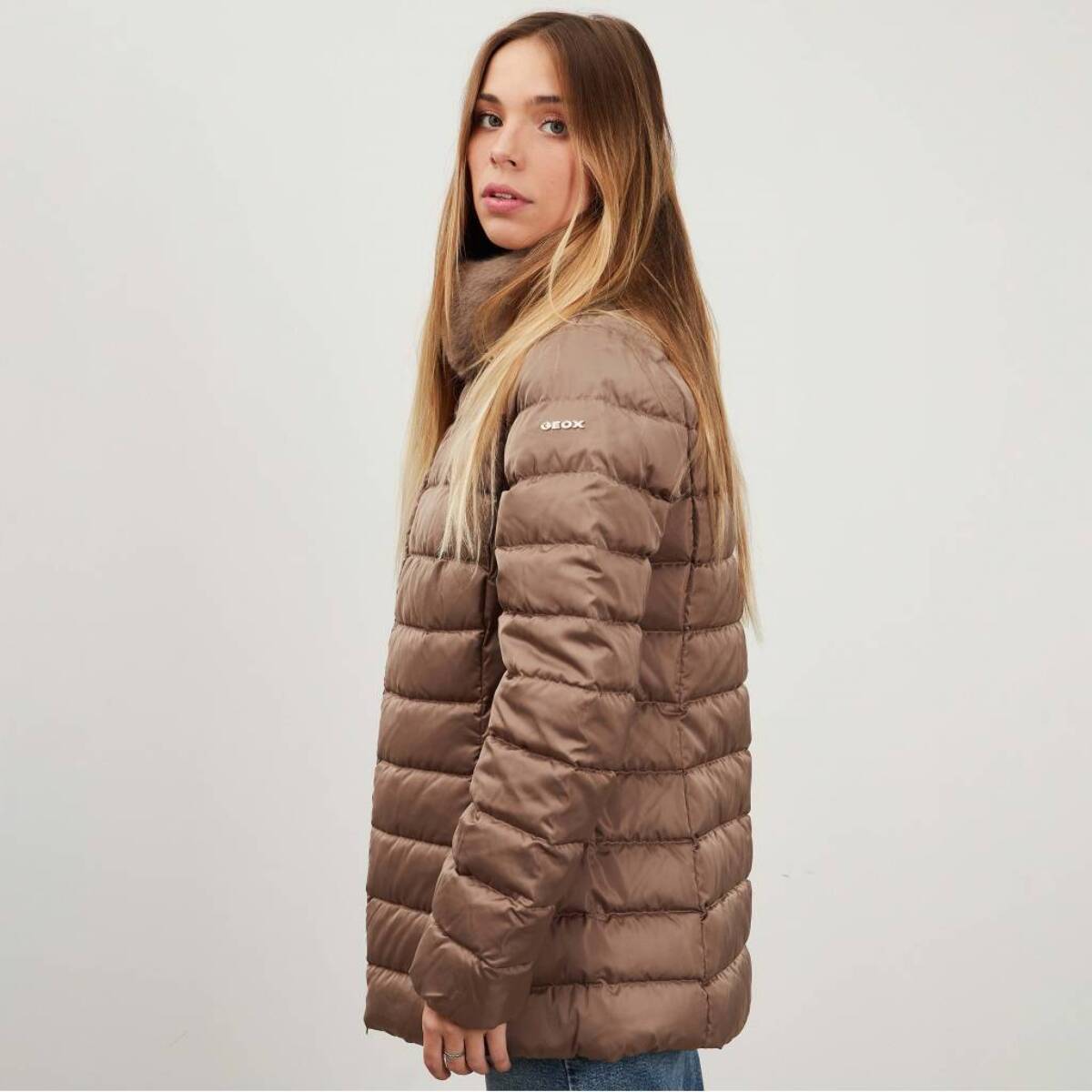 Abrigos Mujer de la marca GEOX  modelo BETTANIE MID JKT MARRON