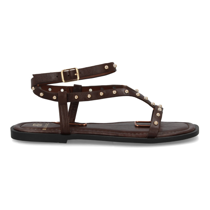 Sandalia plana mujer con tachuelas metálicas