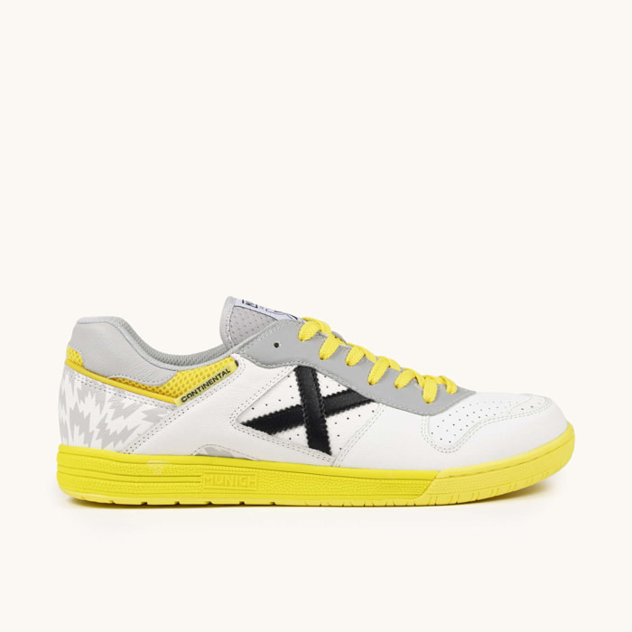 MUNICH CONTINENTAL V2 69 Zapatillas de fútbol sala y streetwear en naranja y amarillo