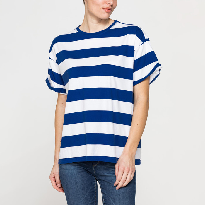T-SHIRT OVERSIZE MODELLO BOYFRIEND A RIGHE
