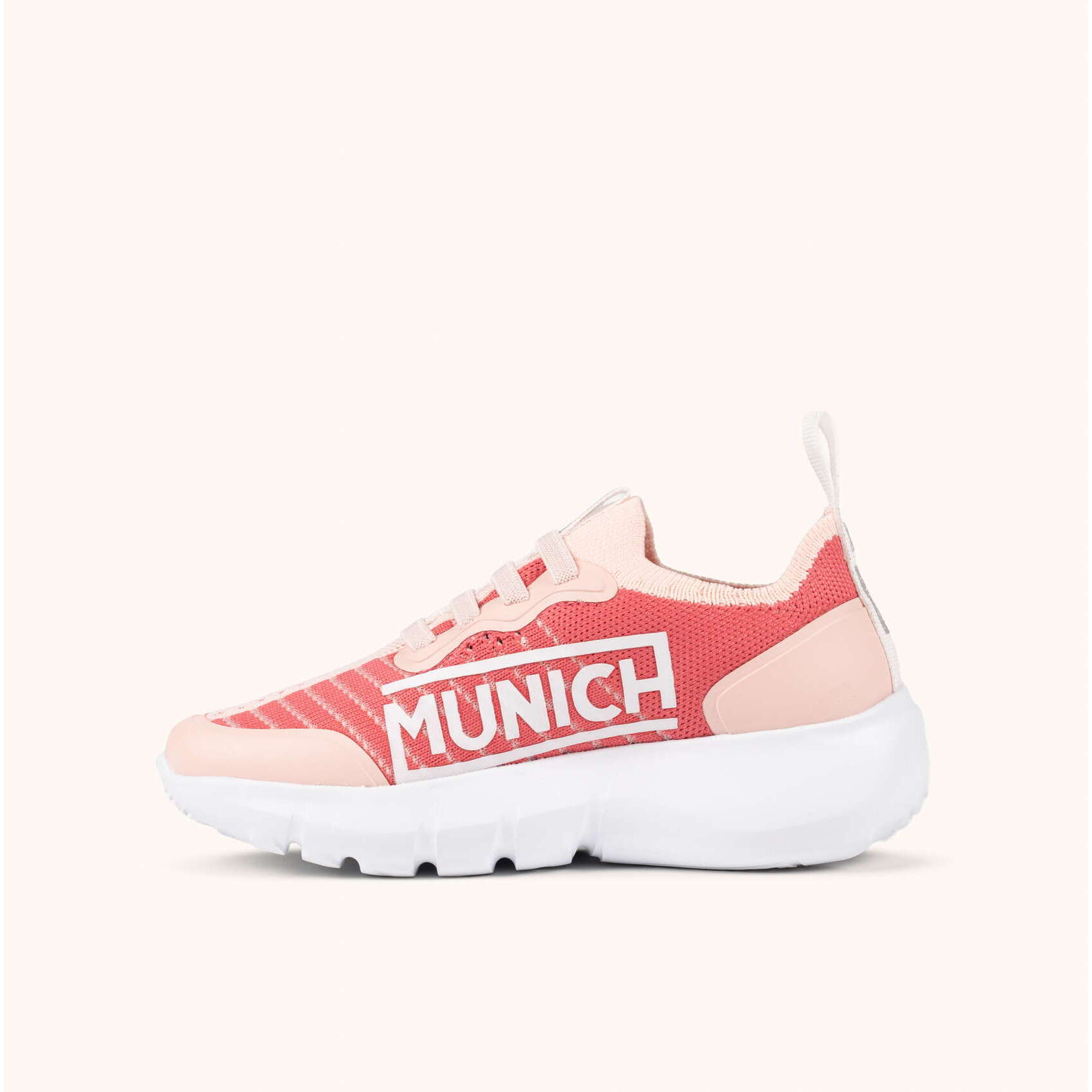 Zapatillas deportivas elásticas con estética futurista MUNICH JONY KID 19