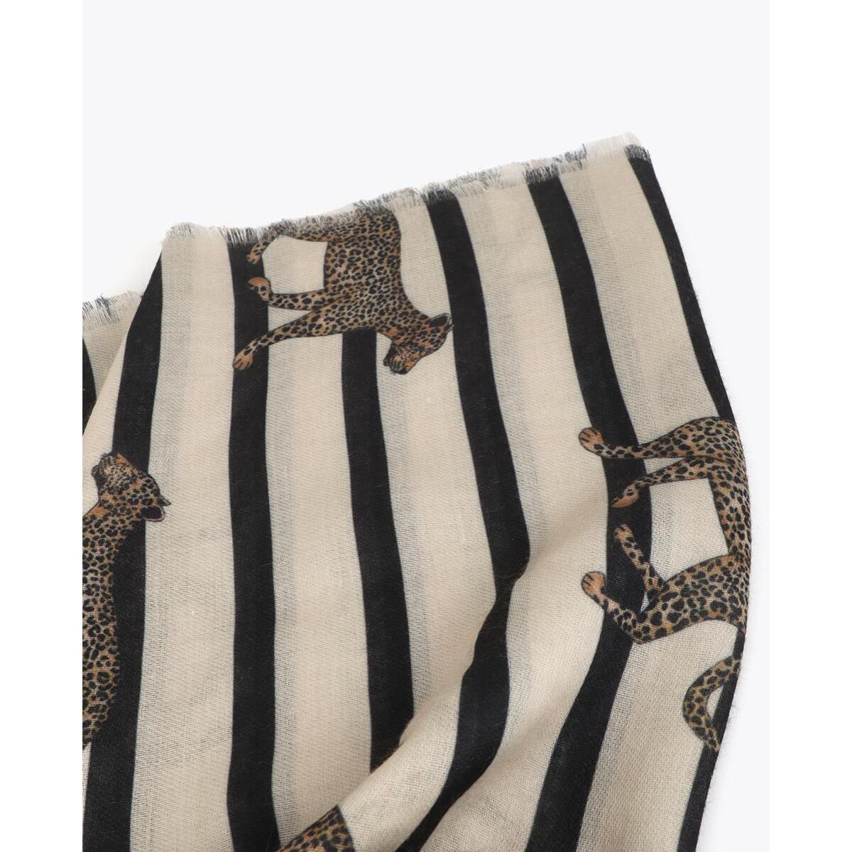 Sciarpa a righe e stampa leopardata