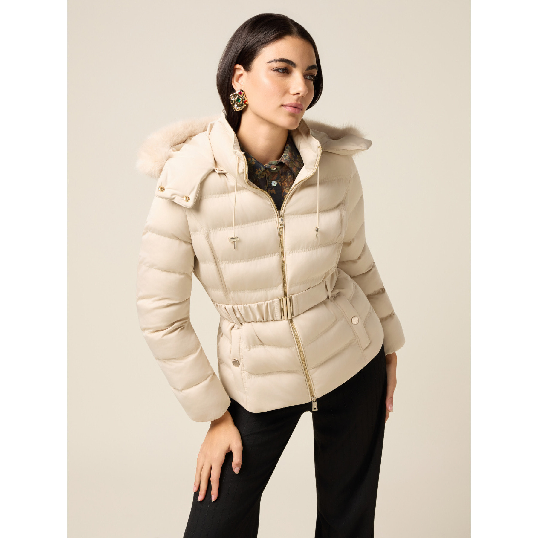 Oltre - Piumino con cappuccio e cintura in vita - Beige