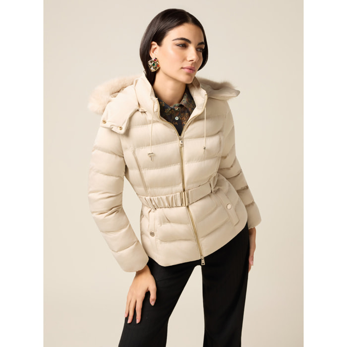 Oltre - Piumino con cappuccio e cintura in vita - Beige