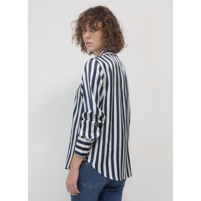 Camicia simil satin a righe