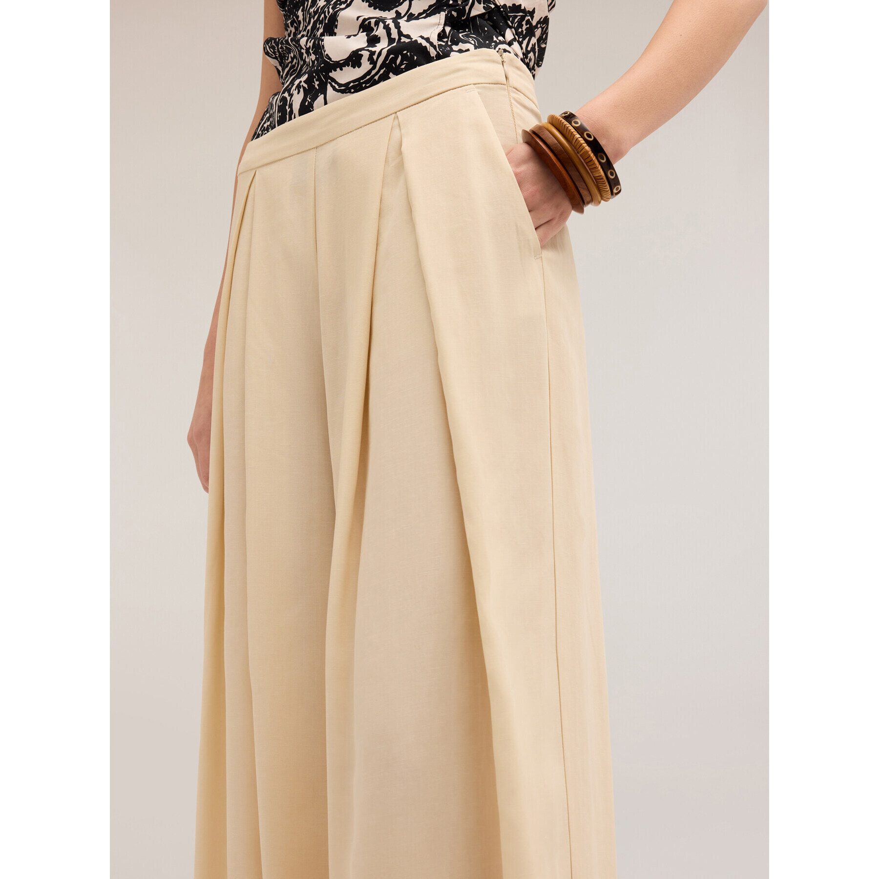 Motivi - Pantaloni con pieghe a soffietto misto lino - Beige