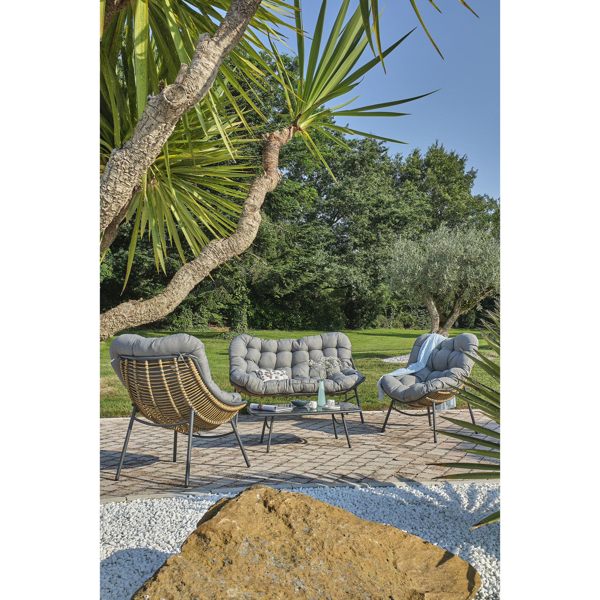 TULUM - Salon de jardin 4 places en résine tressée