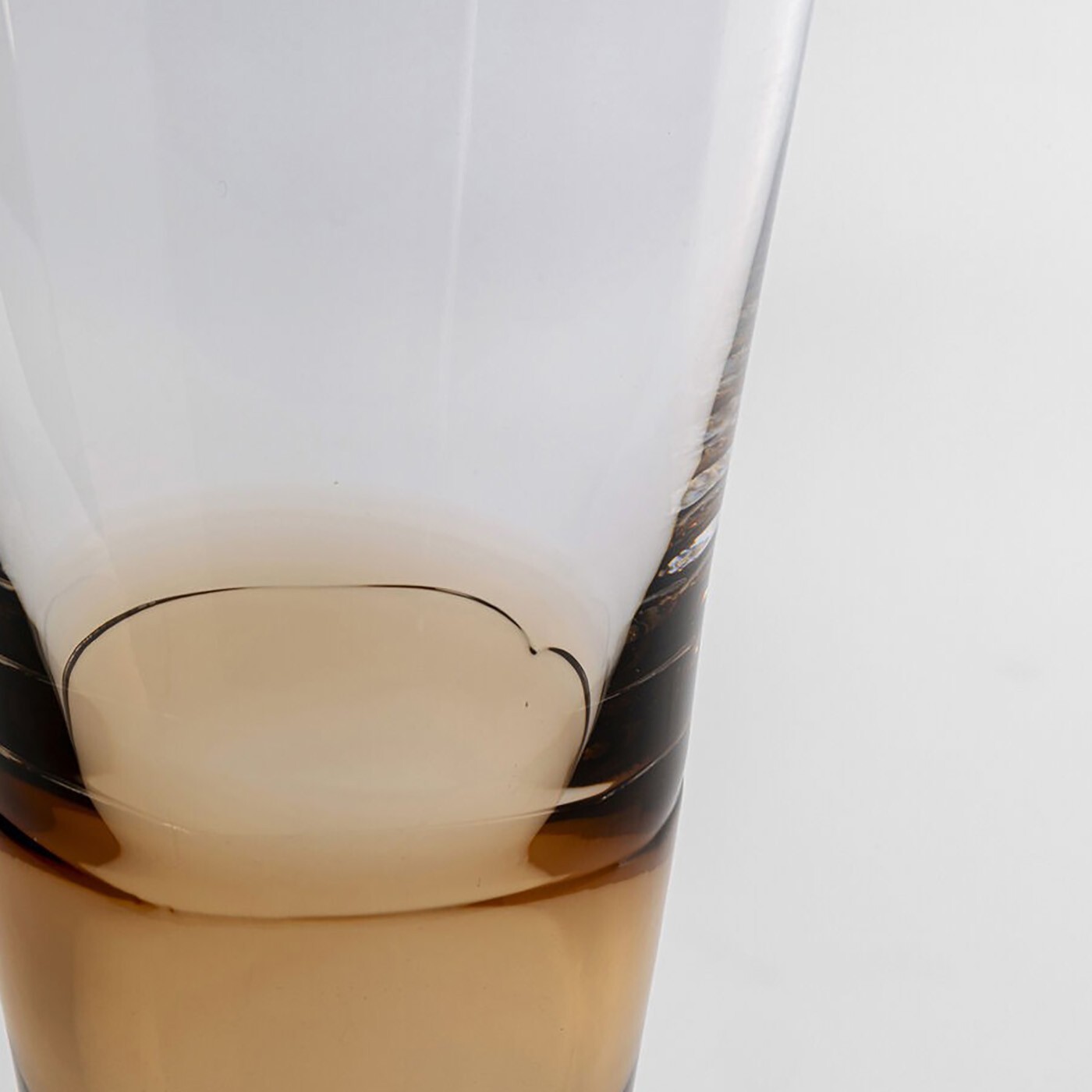 Flûtes à champagne Mimi ambre set de 4 Kare Design