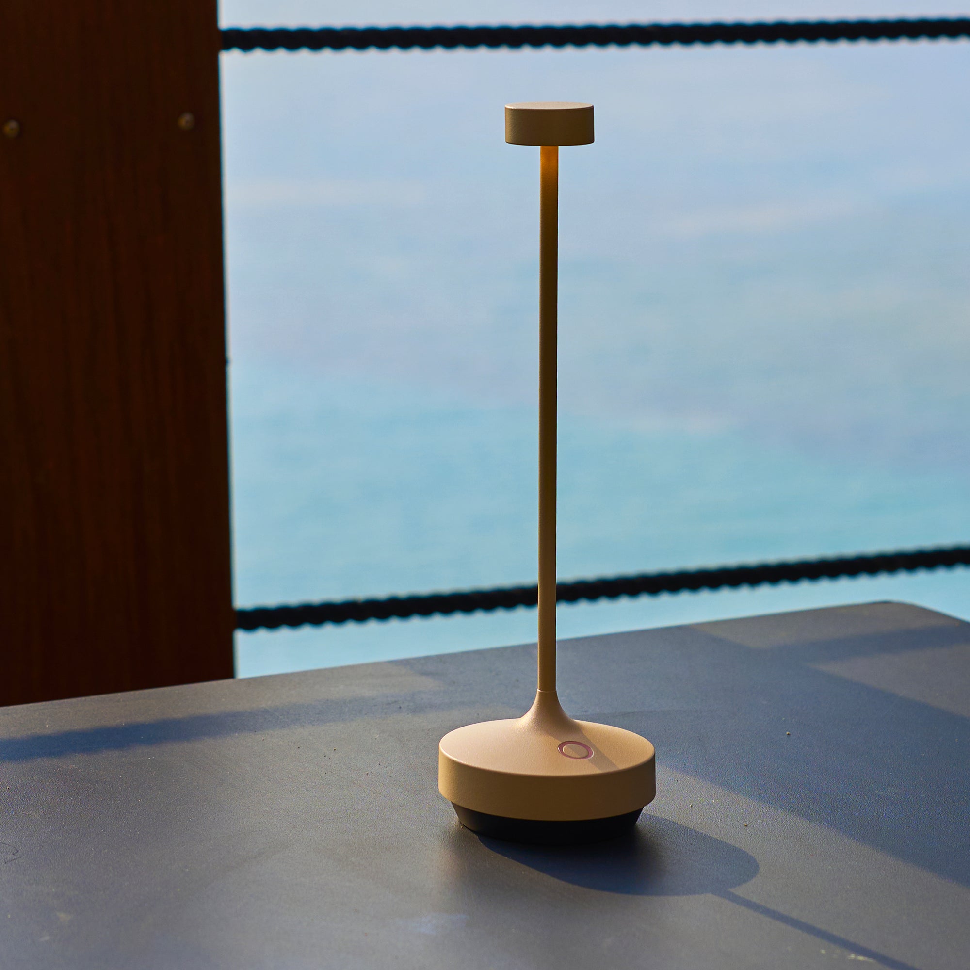 Lampe de table sans fil RUBY Sable H25cm