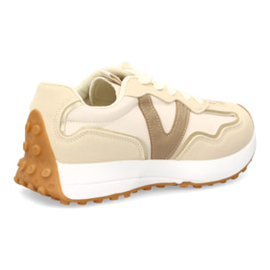 Zapatilla con diseño moderno para mujer