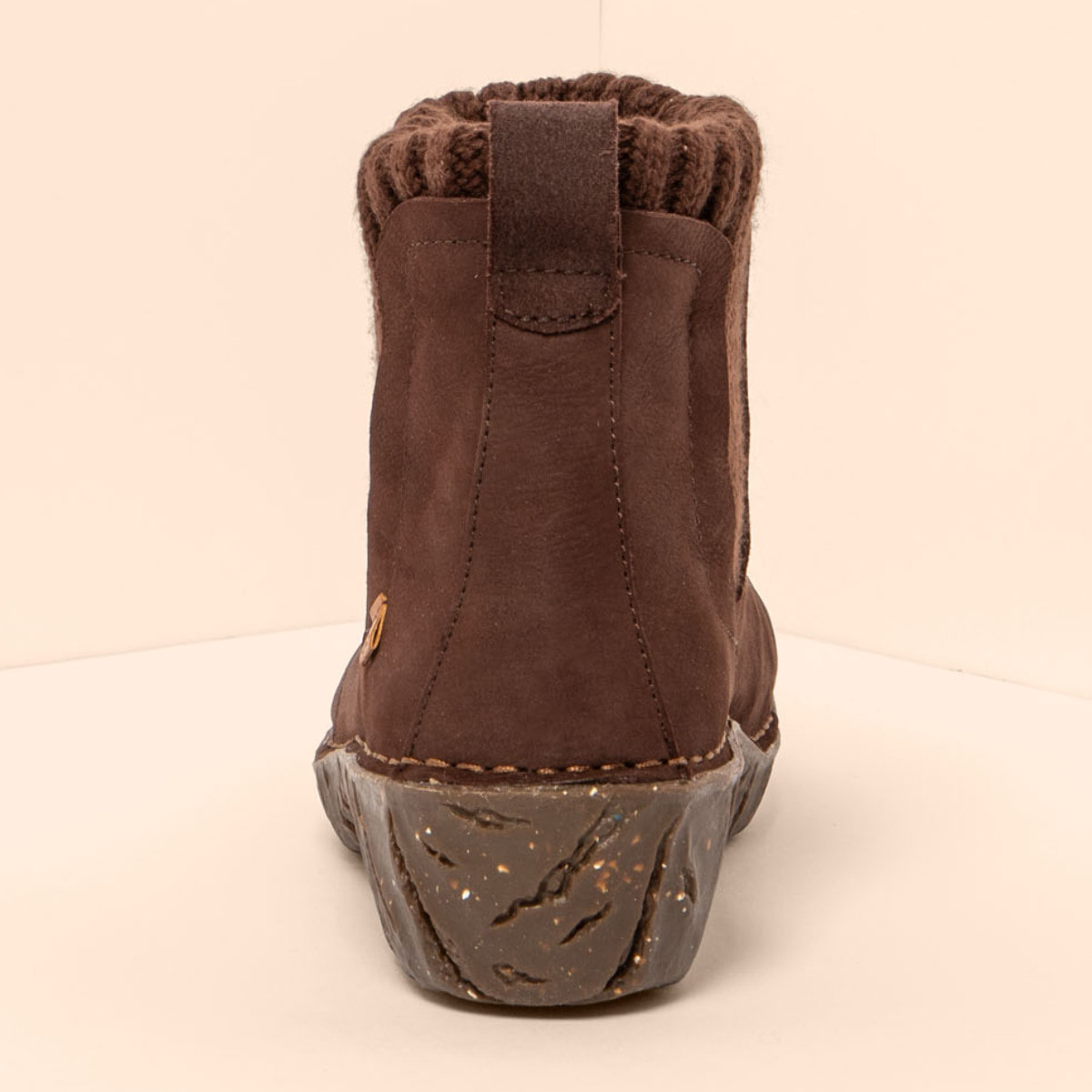 Botines NE23 PLEASANT BROWN/ YGGDRASIL color Brown