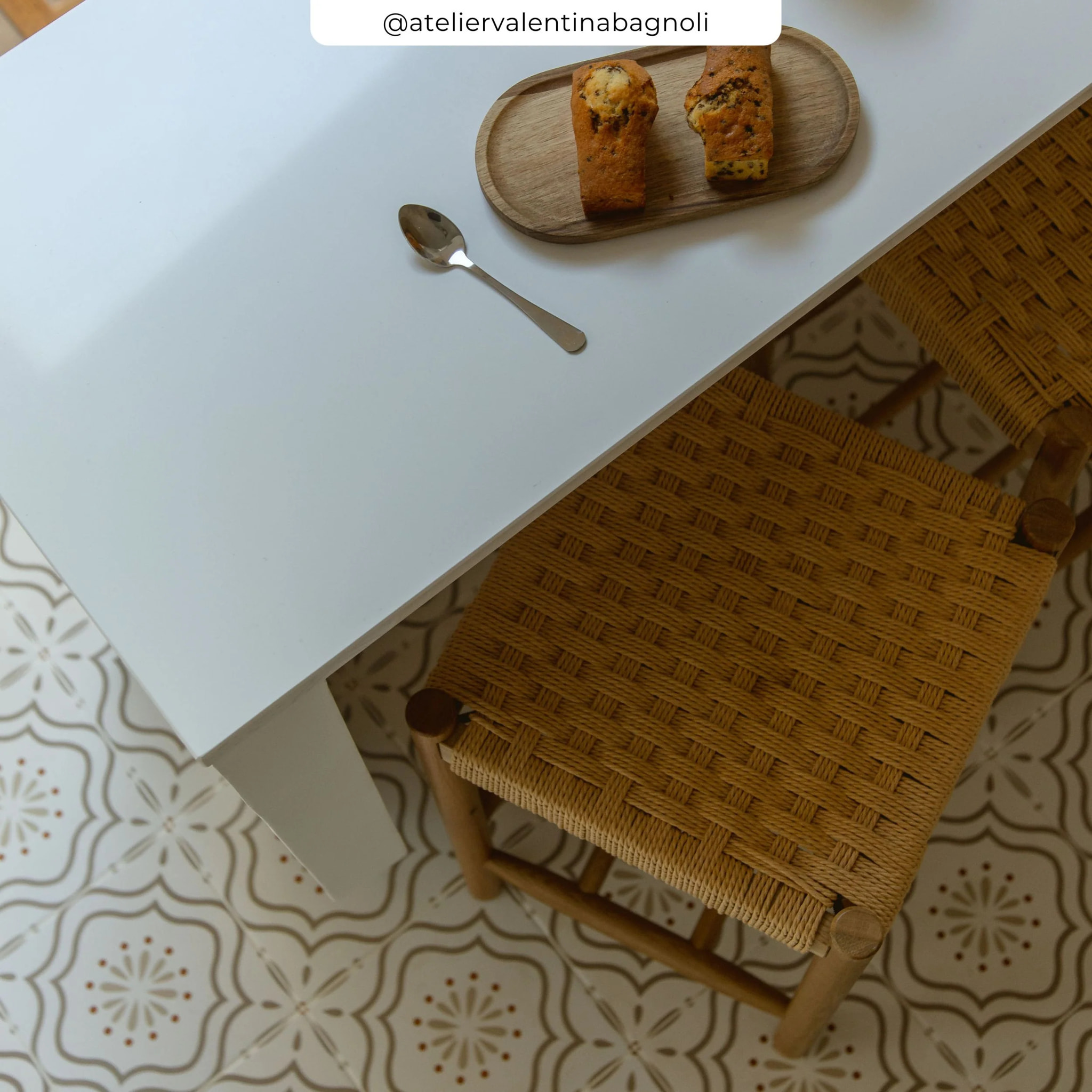 Tabouret pour îlot central 65 cm en tressage et bois - Kepler